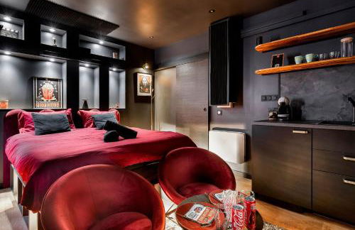 CinemaRoom Auterive Suite cinéma privée Love Room Netflix proche Toulouse - Foto 4