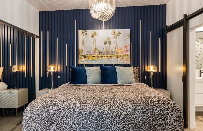 The Beverly - Photo 8