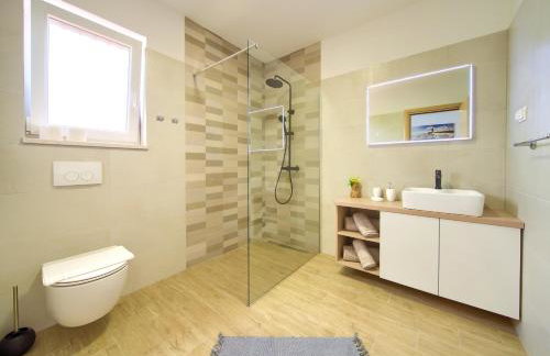 Beautiful Villa Vita Maris with heated pool - Foto 60