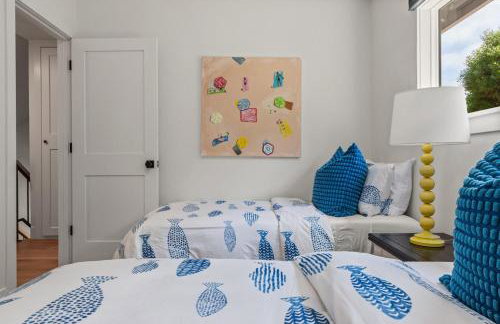 Geometric Loft renovated, hip, pets, poolspa - Foto 23