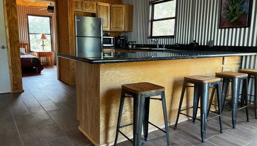 Nueces River Cabins-Elm Cabin - Foto 4