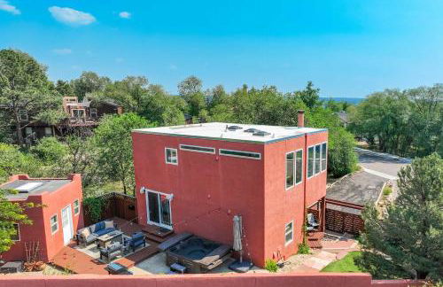 Sunstone Mesa Luxe Broadmoor Getaway w Hot Tub - Foto 63