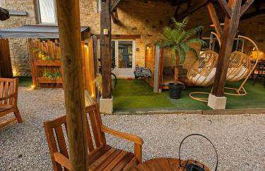 La biche au bois piscine chauffee jacuzzi - Photo 2