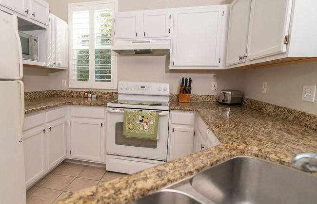 Magical Themed 3BR Townhouse Near the Parks - Foto 7