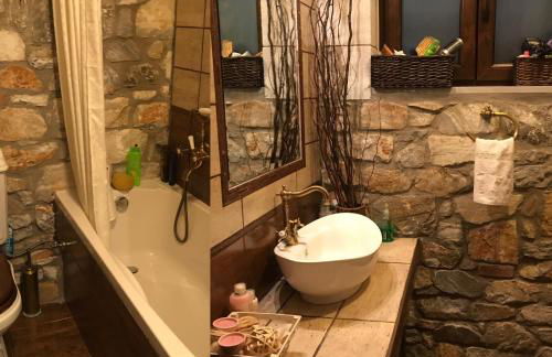 Petrines Villes Avramilias - Photo 66