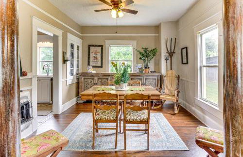 Walk to Downtown Historic Guthrie Home on Mansur - Photo 2