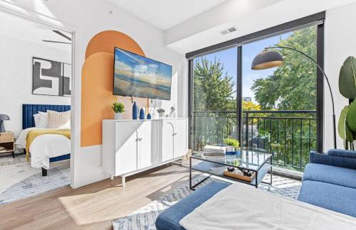 Luxury 1BD Gym Rooftop Street Parking by DT UMN - Foto 6