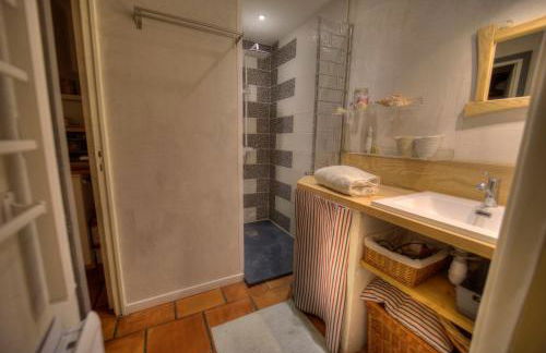 Corps de garde de la Roche - Foto 26