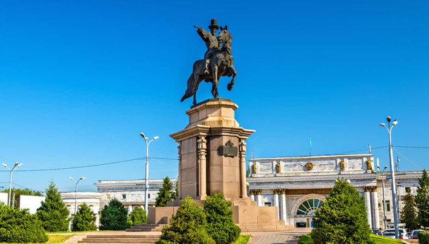 Almaty Private Guided Tour - Photo 3, Take pictures of Kazakhstan's monuments