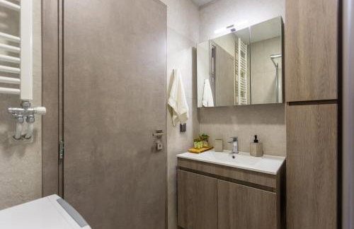 Bright 2 Bedroom Apartment Helios by Philoxenia - Foto 16