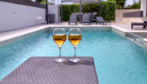 Luksuzni Apartmani Asi s bazenom - Foto 4