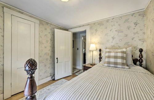 Charming Farmhouse with Pool and Fishing Pond! - Foto 26