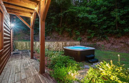 Cabin 3 Miles off I-40-hot tub-firepit-secluded better than a Hotel - Photo 50