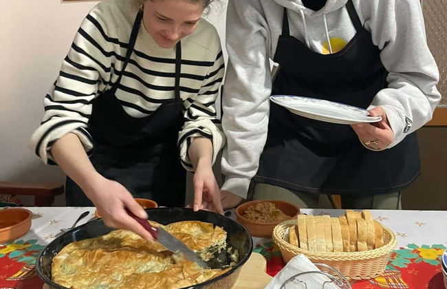 Cooking Class With an Albanian Family - Foto 5