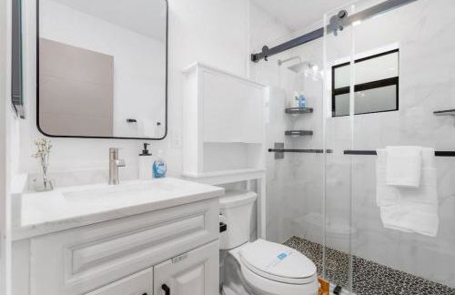 Lauderdale Modern 1 Bedroom 1 Bathroom with Private Backyard - Foto 37