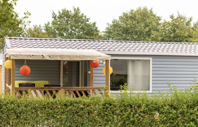 Comfortable Chalet With Microwave, on a Holiday Park 1 km. From the Beach - Photo 1