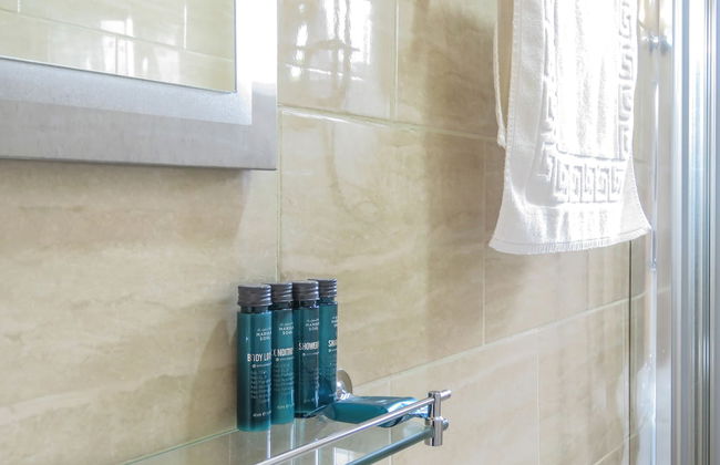 Tudors eSuites Birmingham Townhouse for Contractors - Foto 19