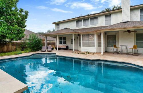 Incredible Heated Pool HotTub Gameroom-Movieroom - Photo 85