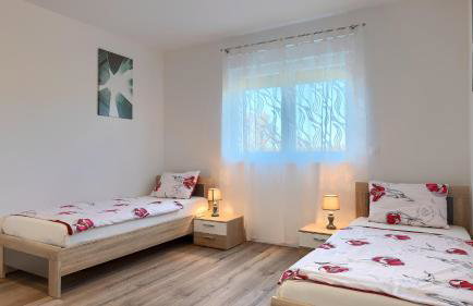 Beautiful villa Petar with pool in Brtonigla - Foto 21