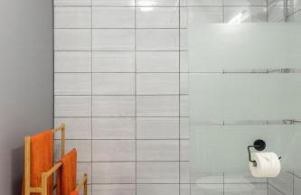 Waterview Apartments - Koru Apartment and pool - Photo 19