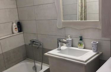 Elata Stone House - Photo 39