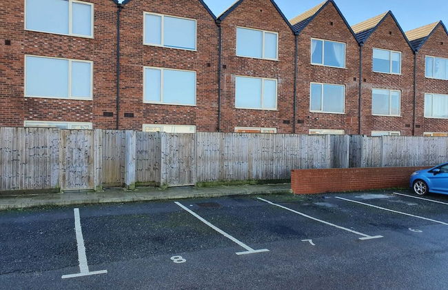 Riverdale House - 4 Bedrooms - Photo 40