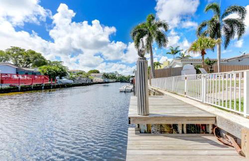 Canal - Water view, private pool, near beach - Foto 22