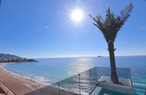 Apartamento de lujo en primera linea de playa - Foto 39