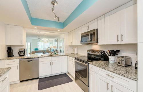 Absolute Anna Maria-Private Beach Access-Heated Pool-Water Views From Every Room - Foto 15