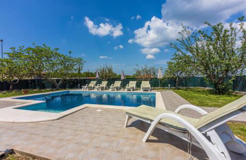 Villa Zelena Oaza - Photo 40