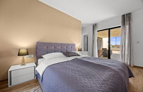 Villa Ula in Pula with heated pool, sauna & private tennis court - Photo 21