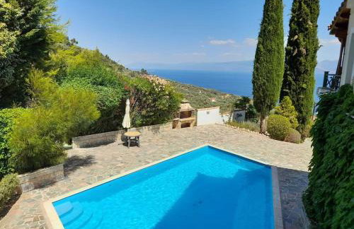 Luxury villa with stunning seaviews and pool - Foto 24