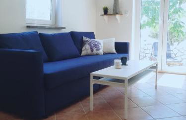 Lavender House - Photo 50