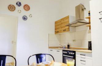 Neu renoviert I zentrale EG-Wohnung I 4 Personen, salt apartments - Foto 1