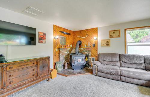 Cozy Washington Retreat with Deck, Walk to Beach! - Foto 4