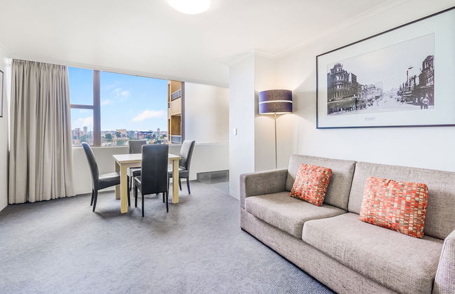 Oaks Sydney Hyde Park Suites - Photo 25