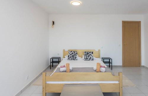 Surf-Check House - 3 min walking to the Beach - Foto 17