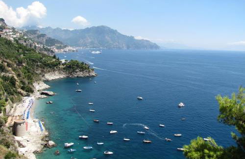 Amalfi 51 con vista mare, giardino e terrazze - Foto 20