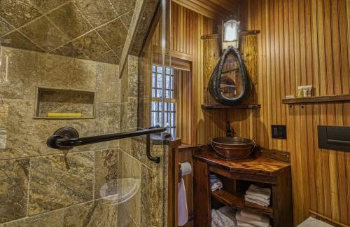 Tree House Rental Ideal for a Unique Getaway near Lake Sunapee in New Hampshire - Foto 39