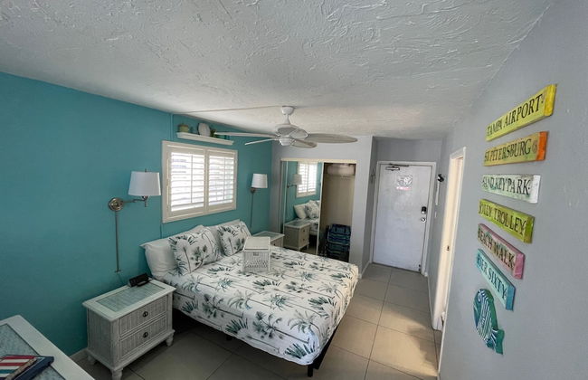 2 Bedroom Waterfront Pool Side! - Foto 71