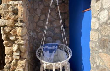 Bond beach village - Photo 36