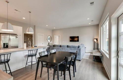 Spacious 2BD-Close To Everything - Foto 6