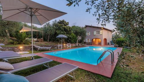 Villa Dondolino, a Stylish Farmhouse - Foto 1