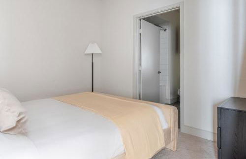 Blueground East Industrial pool nr Central Park SFO-2045 - Foto 16