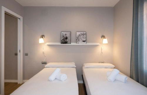 BeBarceloner Sant Andreu Apartments - 3 bedrooms with terrace - Photo 19
