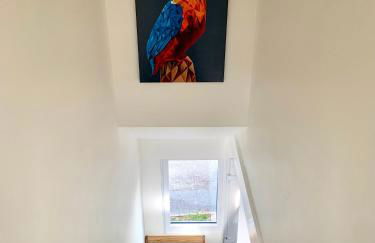 2 BR Beach Woods chalet with parking, 5 mins to beach - Foto 27