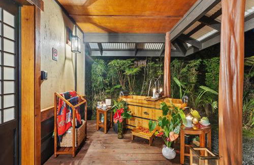 Volcano Tea House Cottage-SpaBath-HotTub-FirePlace - Foto 47