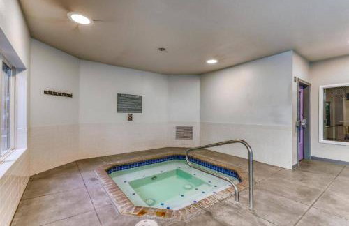 Vibrant City Gem/99 Walk/Pike Pl/Pool/Pet/Parking - Foto 21