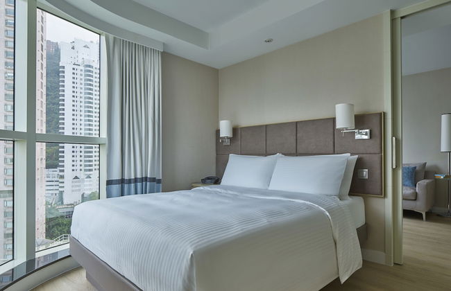 Two MacDonnell Road - Photo 4