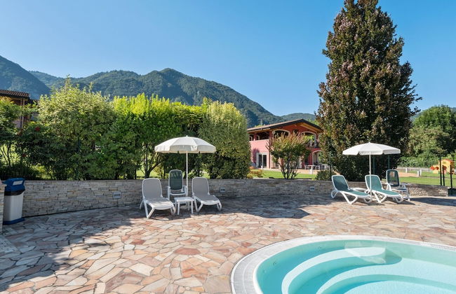 Apartment on Lake Idro With Pool - Foto 23